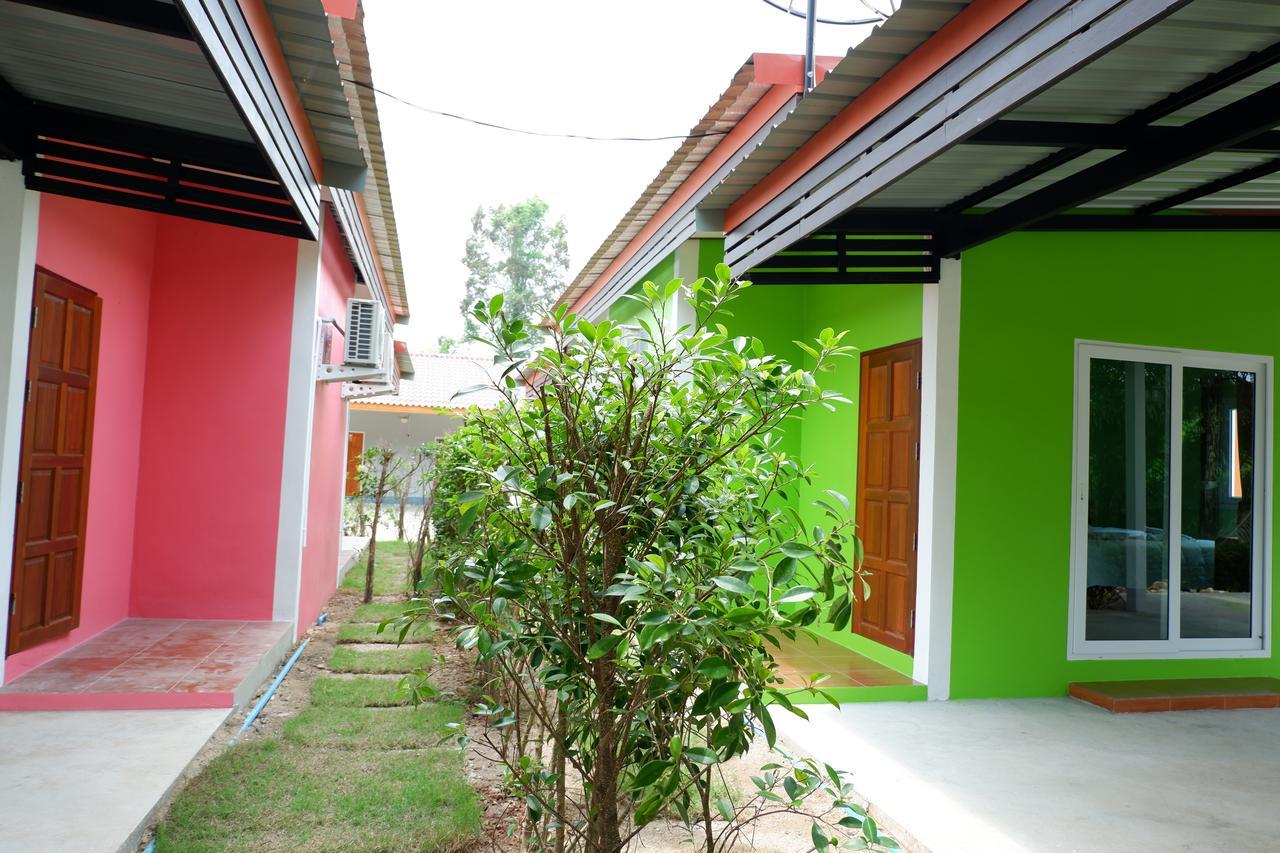 Jarawee Resort Chumphon Buitenkant foto